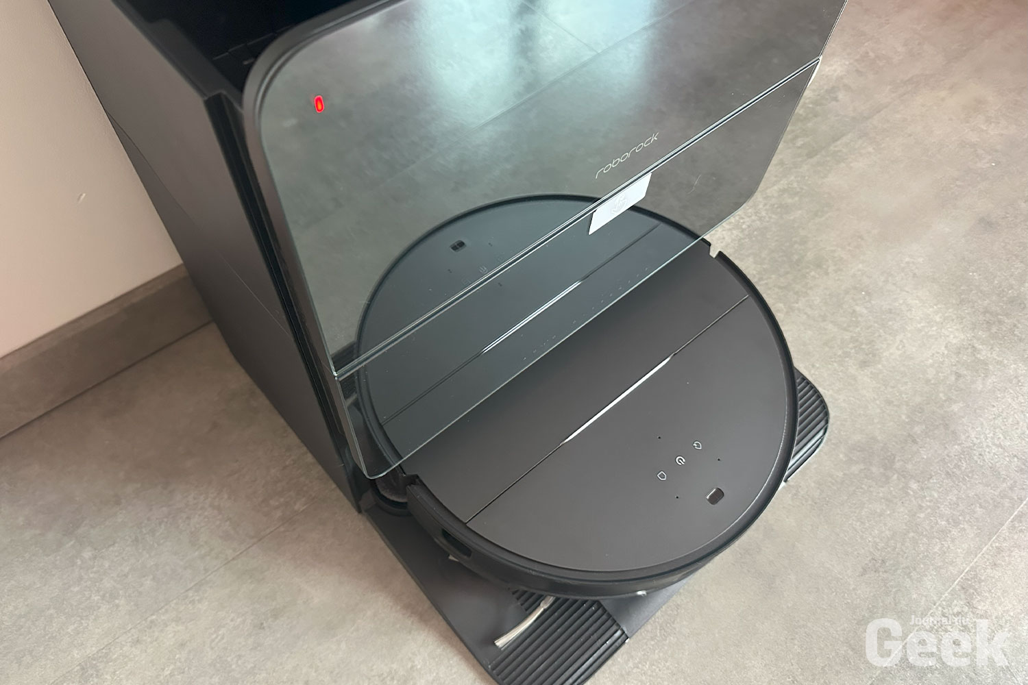 Test du Roborock Saros 10, digne successeur du S8 MaxV Ultra qui évolue dans la continuité