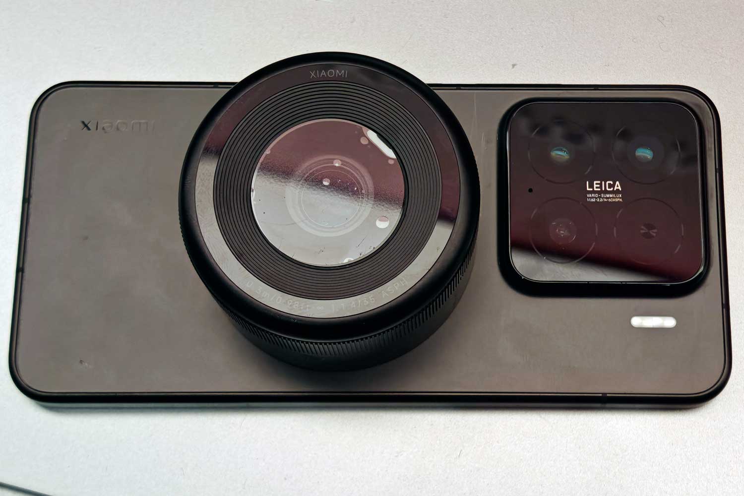Xiaomi ajoute un véritable objectif photo sur un smartphone