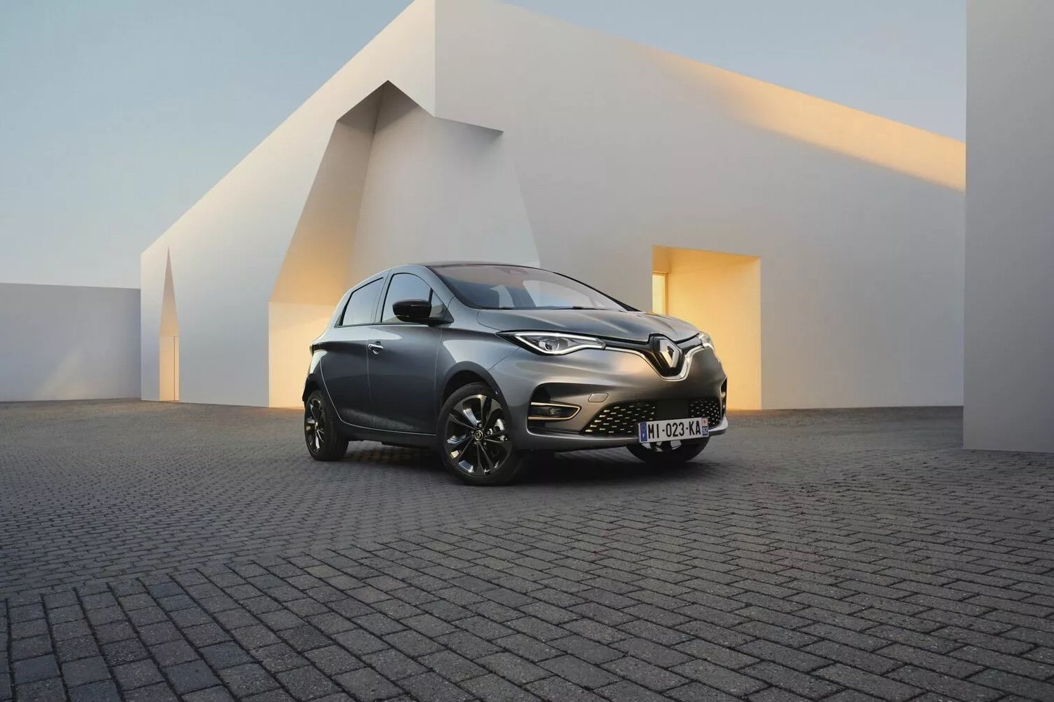 La Renault Zoé fait tout griller à cause de ce défaut !