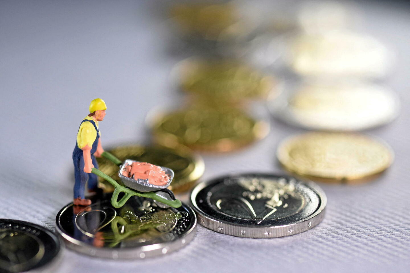 Placements : l???assurance-vie est-elle encore un must fiscal ?