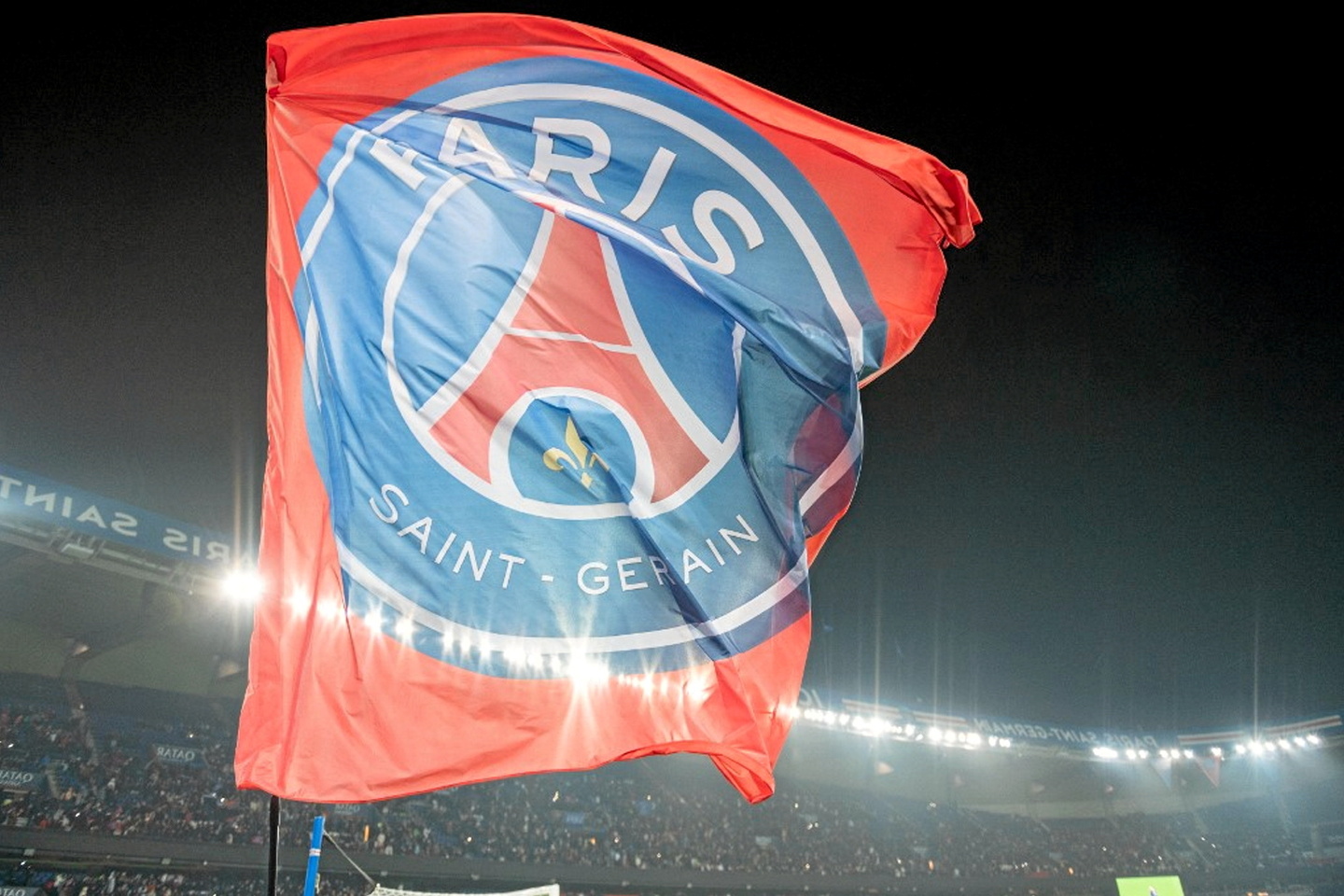 Ligue des champions : un supporteur du PSG agressé à coups de couteau à Milan