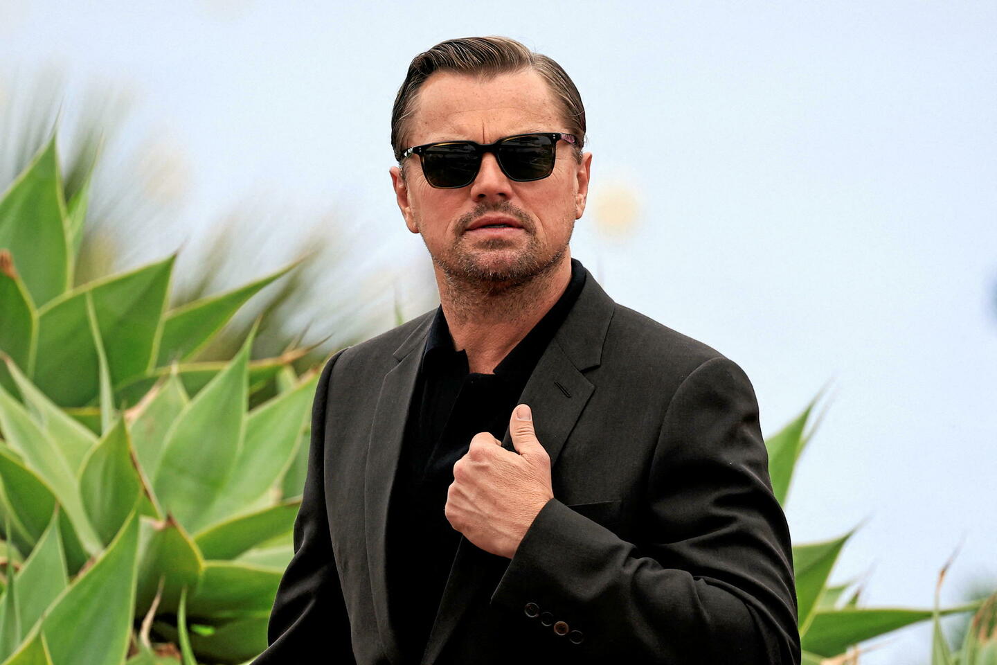 Leonardo DiCaprio bien entouré pour fêter ses 49 ans à Los Angeles