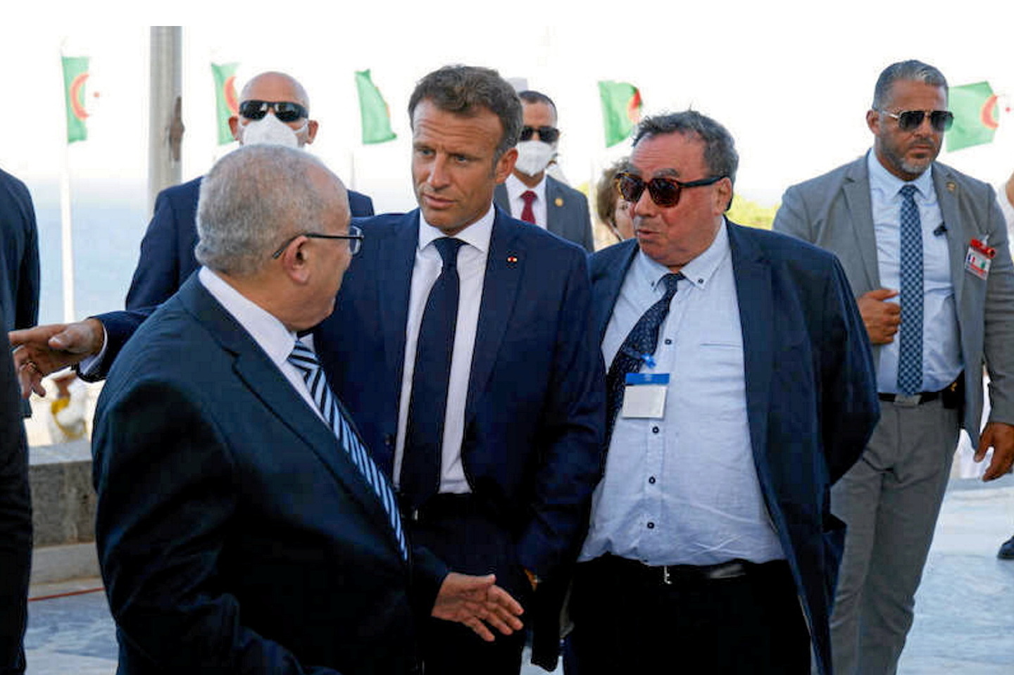 France-Algérie : les résolutions de la première réunion de la commission mixte d???historiens...
