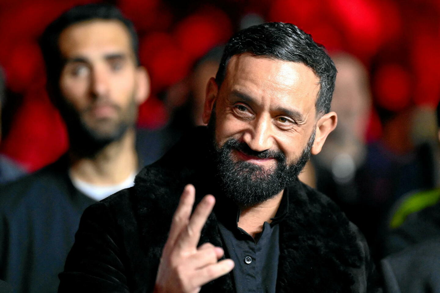 Record d???audience pour « Complément d???enquête » consacré à Cyril Hanouna
