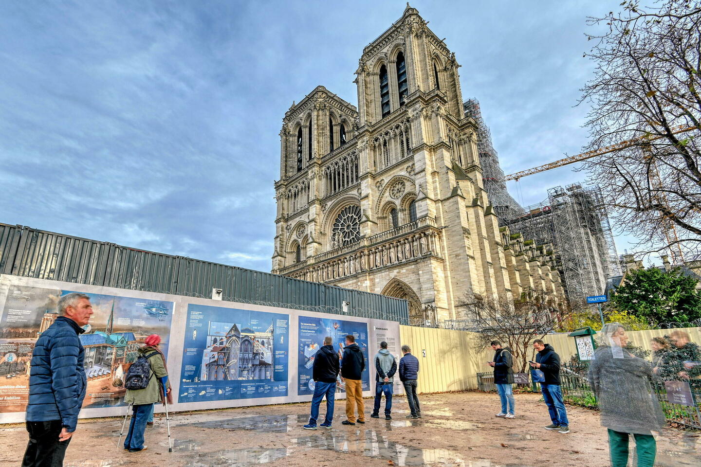 Vitraux de Notre-Dame : « On s???acharne sur Viollet-le-Duc »