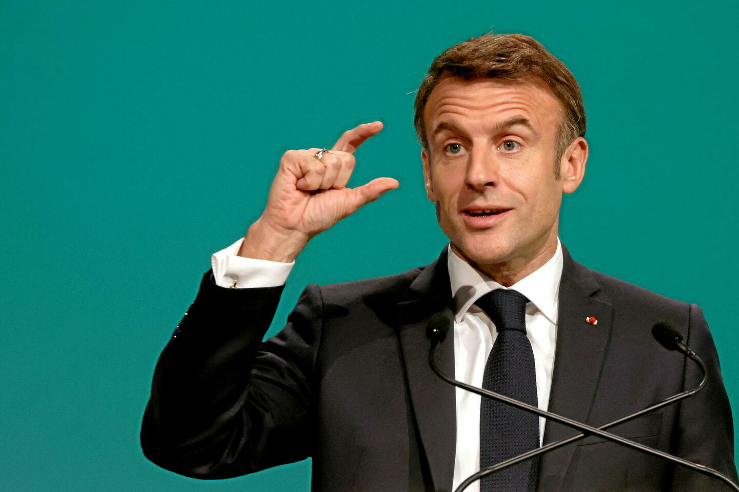 Macron, chef yanomami