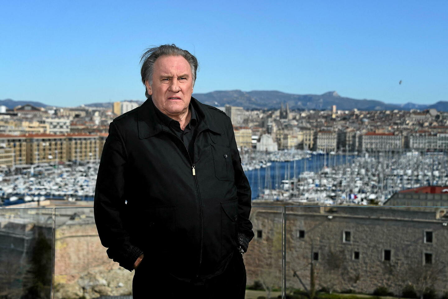 Depardieu dé-grévinisé, dé-francetélévisionisé, dé-légiondhonneurisé