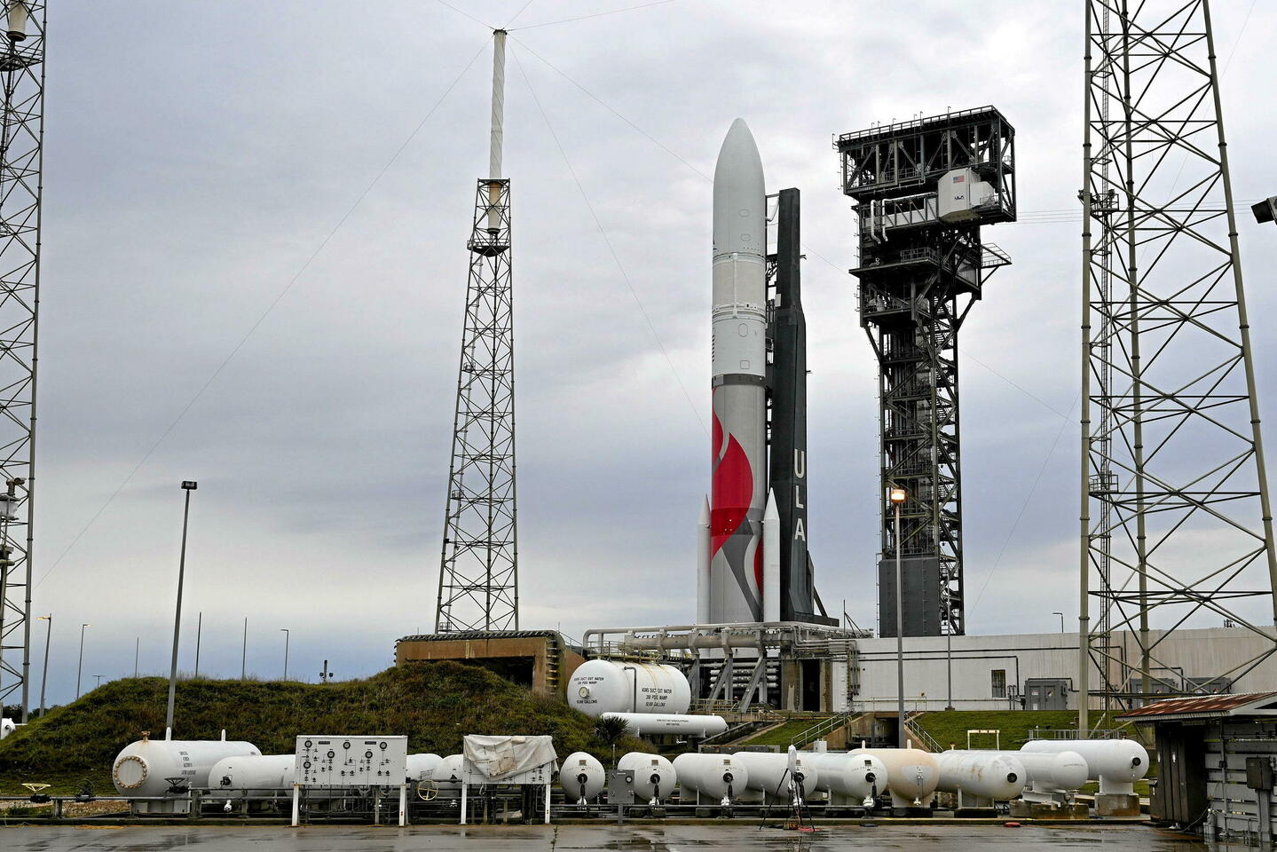 Objectif Lune : une nouvelle fusée américaine a décollé lundi avec un alunisseur