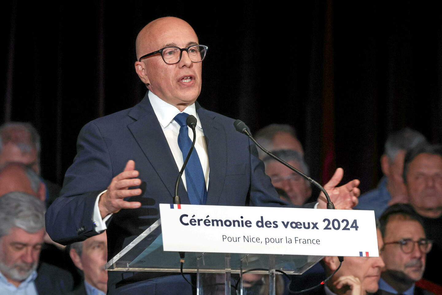 Les Républicains : avec Macron, la vengeance est un plat qui se mange chaud