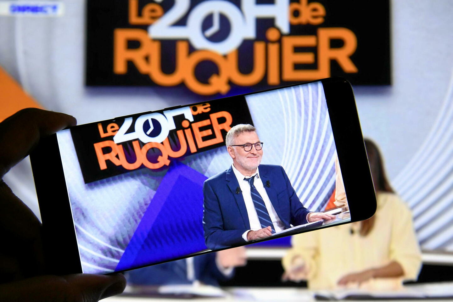 « Je n???étais pas spécialement heureux » : Laurent Ruquier revient sur son expérience à...