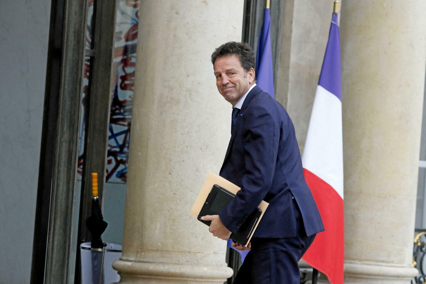 Sécurité économique : la stratégie risquée de la France