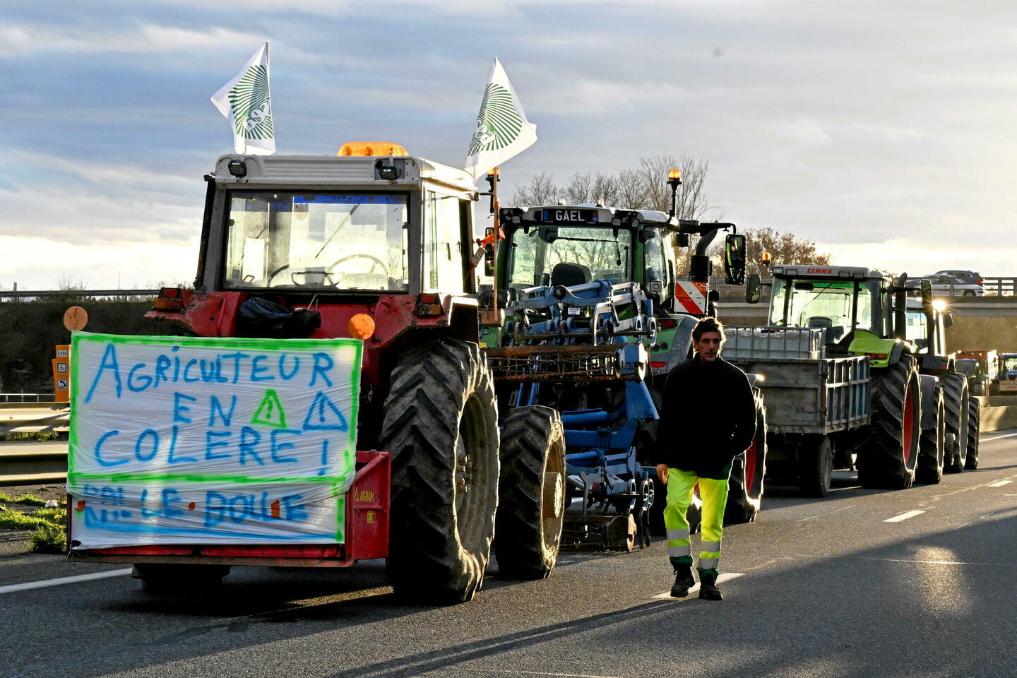 « Gilets verts », « Bérets verts », « agriculteurs en colère » : comment sont...