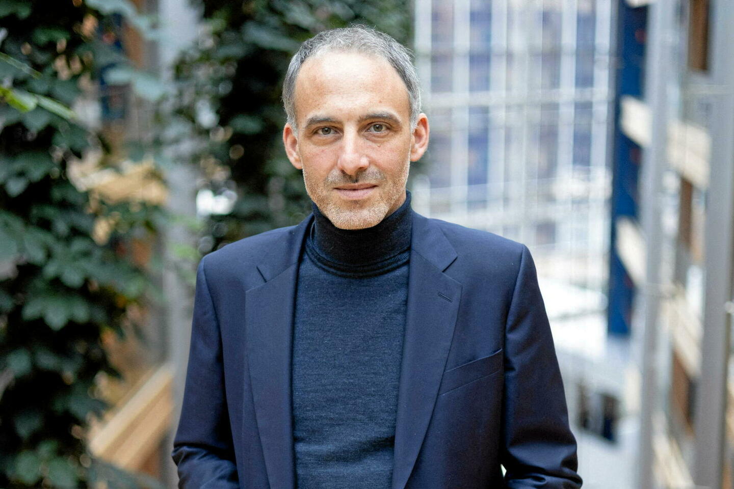 Raphaël Glucksmann : « Pourquoi laisse-t-on nos nations être traitées comme des...