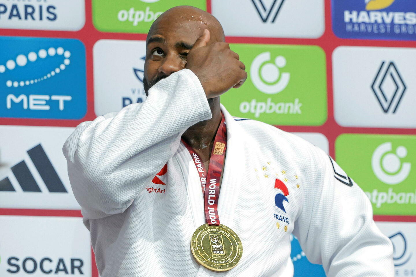 JO 2024 : le tacle d???Amélie Oudéa-Castéra à Teddy Riner