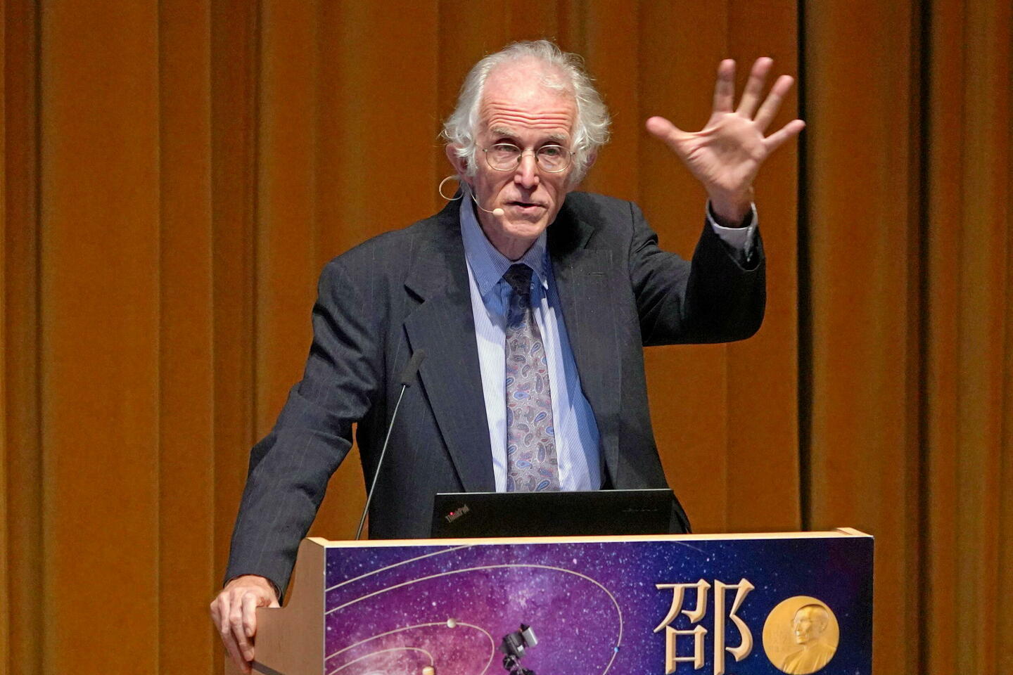 Le prix Abel, équivalent du Nobel pour les mathématiques, décerné au Français Michel Talagrand