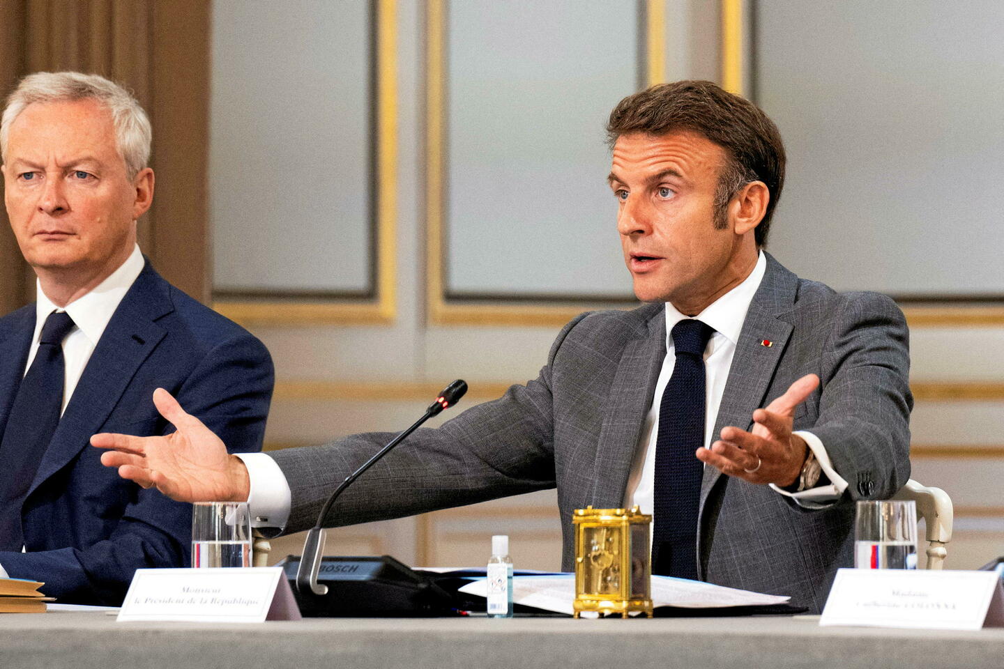 Le contexte budgétaire va-t-il déclencher une crise politique ?