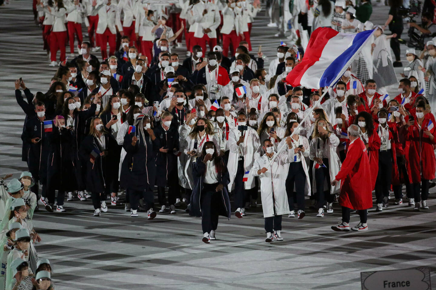 JO de Paris 2024 : ces stars qui n???ont aucune chance d???être porte-drapeau de la France
