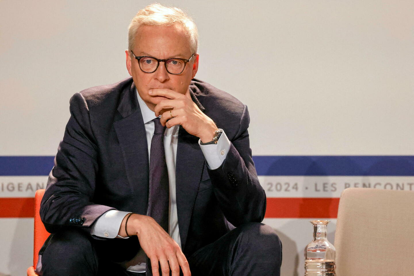 Se taire ou partir : Bruno Le Maire face au théorème de Chevènement