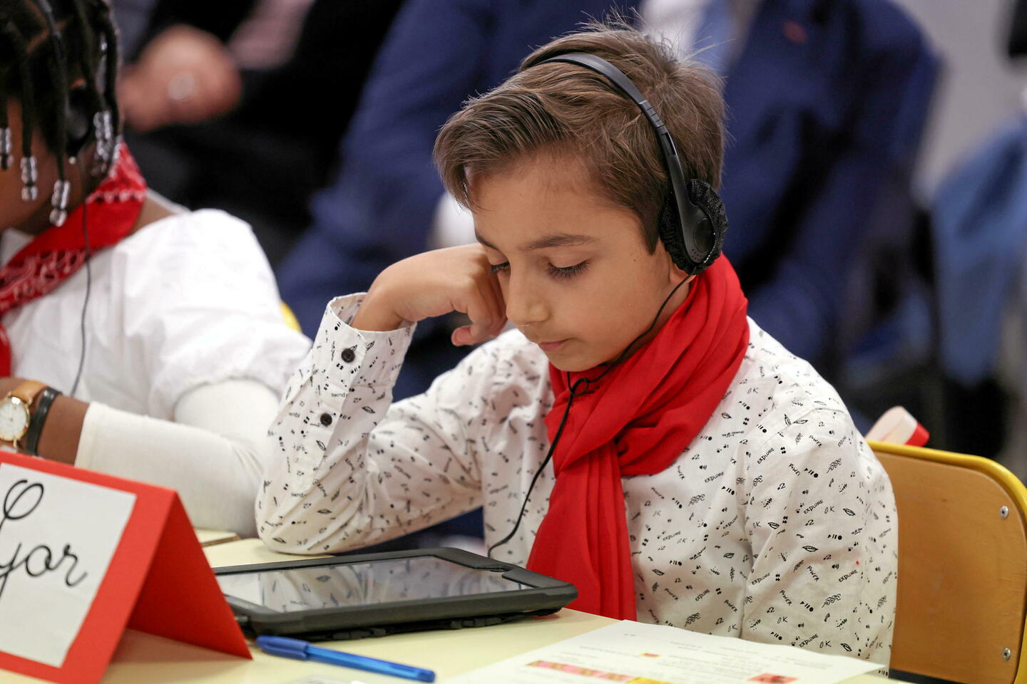 ??crans à l???école : entre « catastrophe sanitaire » et généralisation des outils...