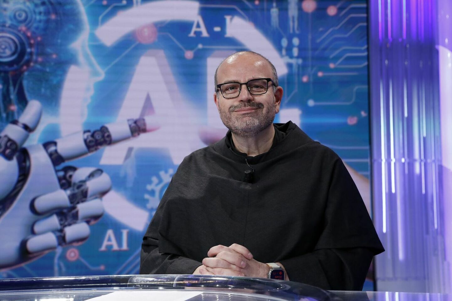 Paolo Benanti : le prêtre geek de l???IA que l???Italie s???arrache