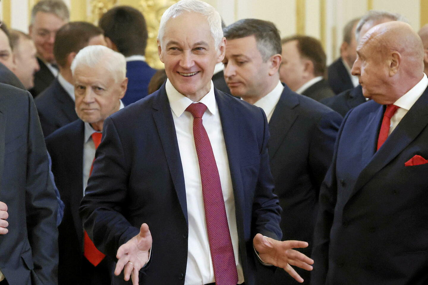 Guerre en Ukraine : qui est Andreï Belooussov, le nouveau ministre de la Défense russe ?