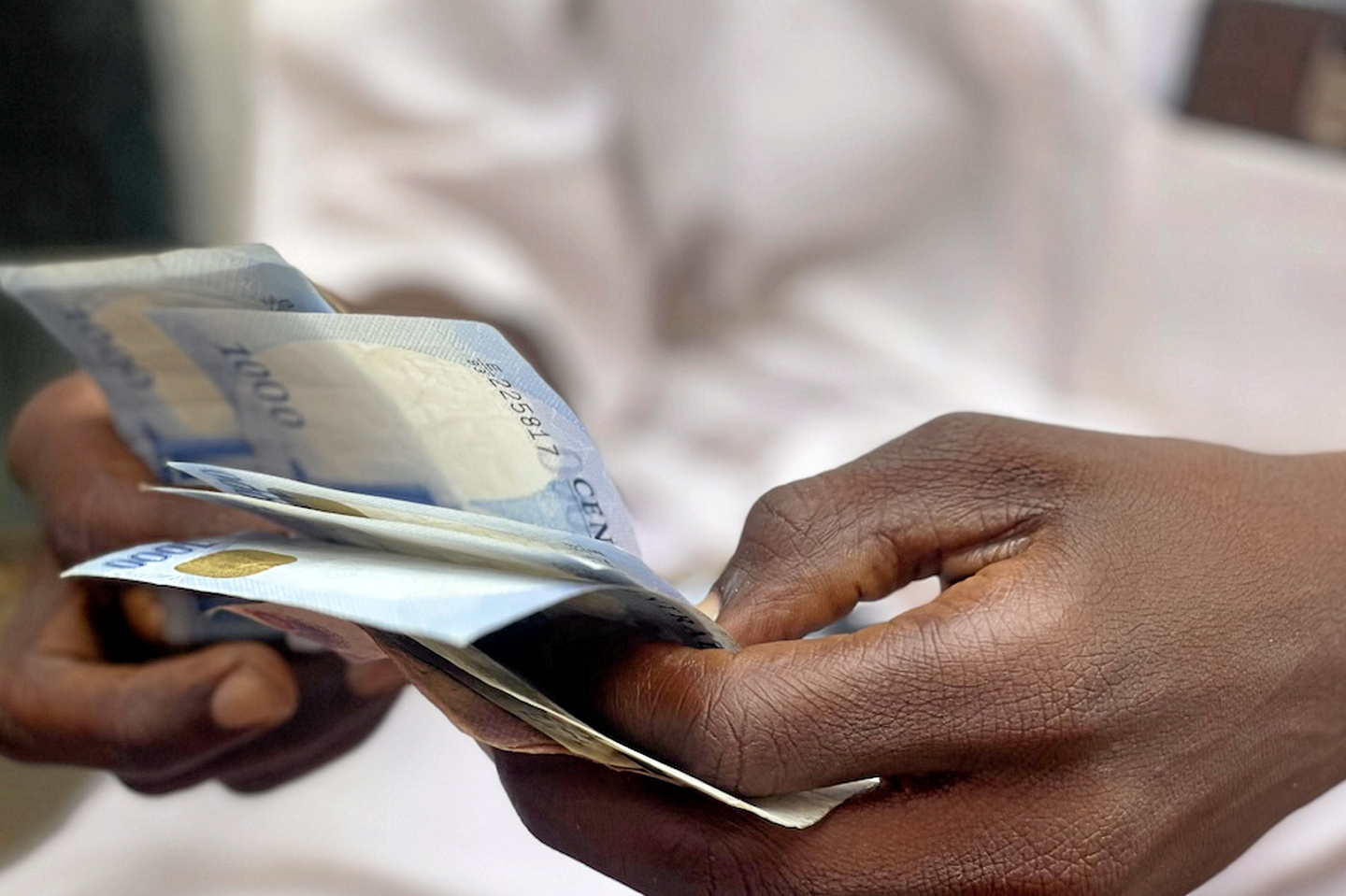 Afrique de l???Ouest : le franc CFA, une devise refuge malgré les critiques ?