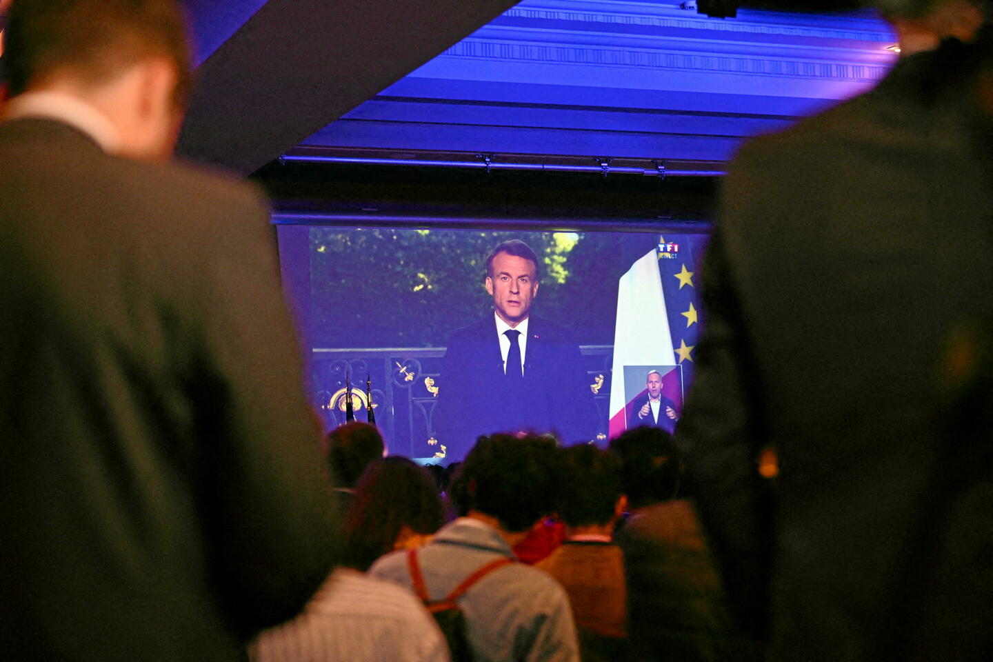 Dissolution de l???Assemblée : les délais sont-ils bien respectés ?