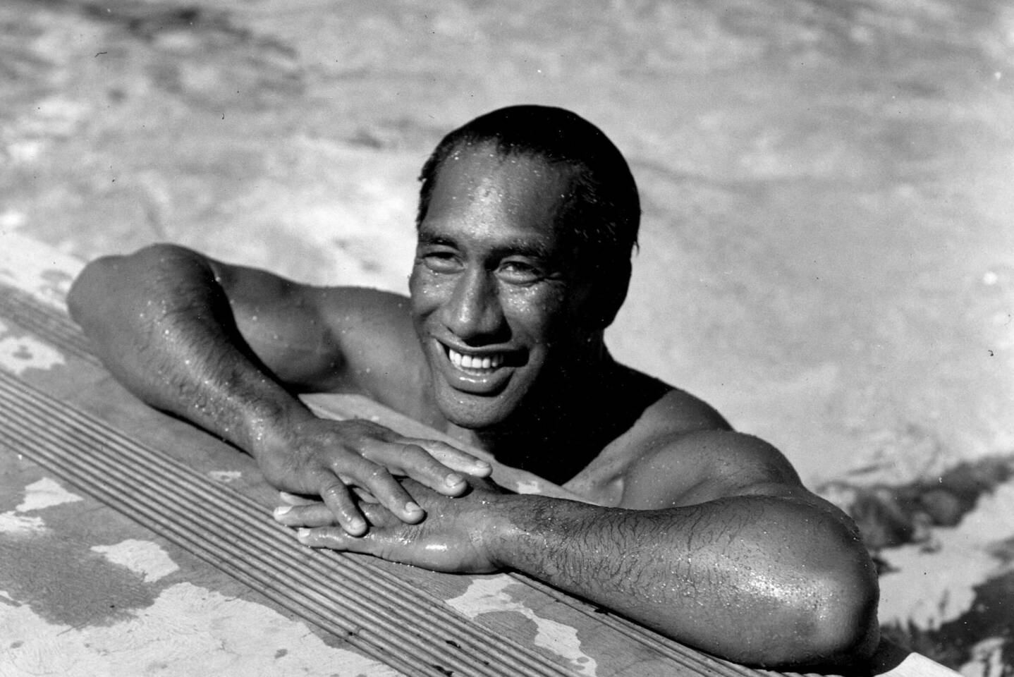 Duke Kahanamoku, champion olympique et sauveteur de naufragés