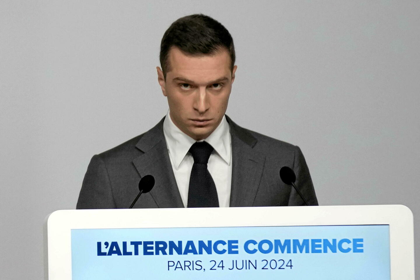 Jordan Bardella veut exclure les « binationaux » des postes sensibles de l?????tat