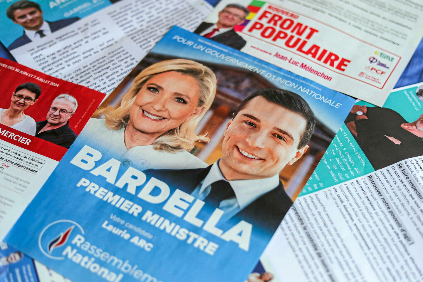 Carte électorale : faut-il représenter le RN en marron ?