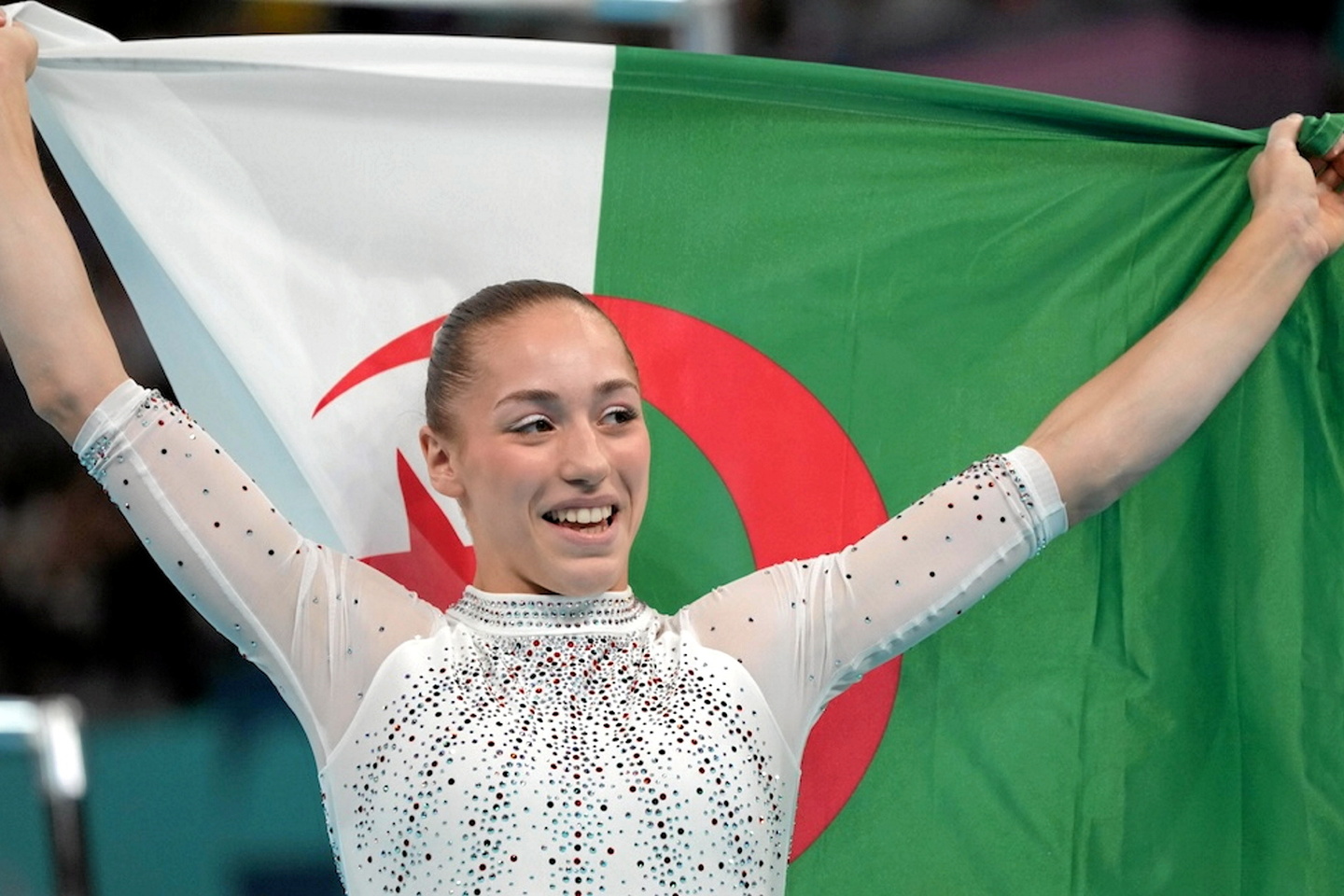 Les jambes censurées de la championne olympique Kaylia Nemour en Algérie