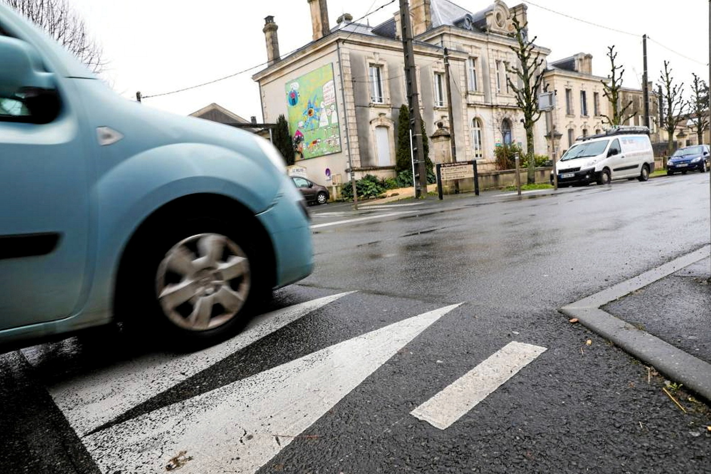 Sécurité routière : les ralentisseurs condamnés à faire profil bas