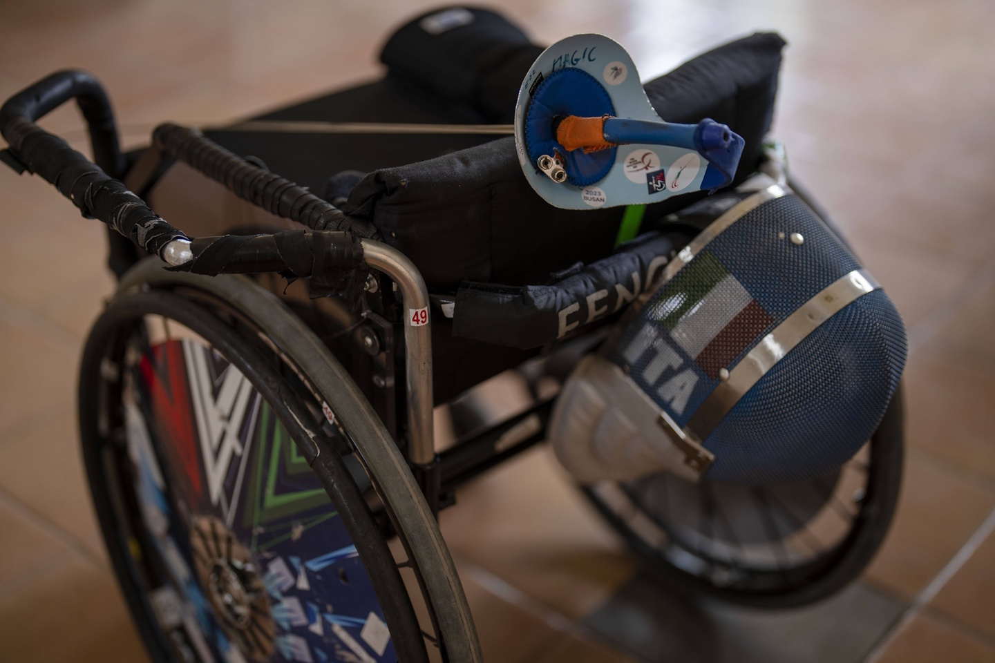 Connaissez-vous les particularités de l???escrime fauteuil ?