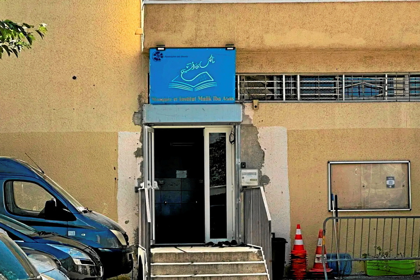Menacée de fermeture, la mosquée des Bleuets, à Marseille, priée de renvoyer l???imam Ismaïl