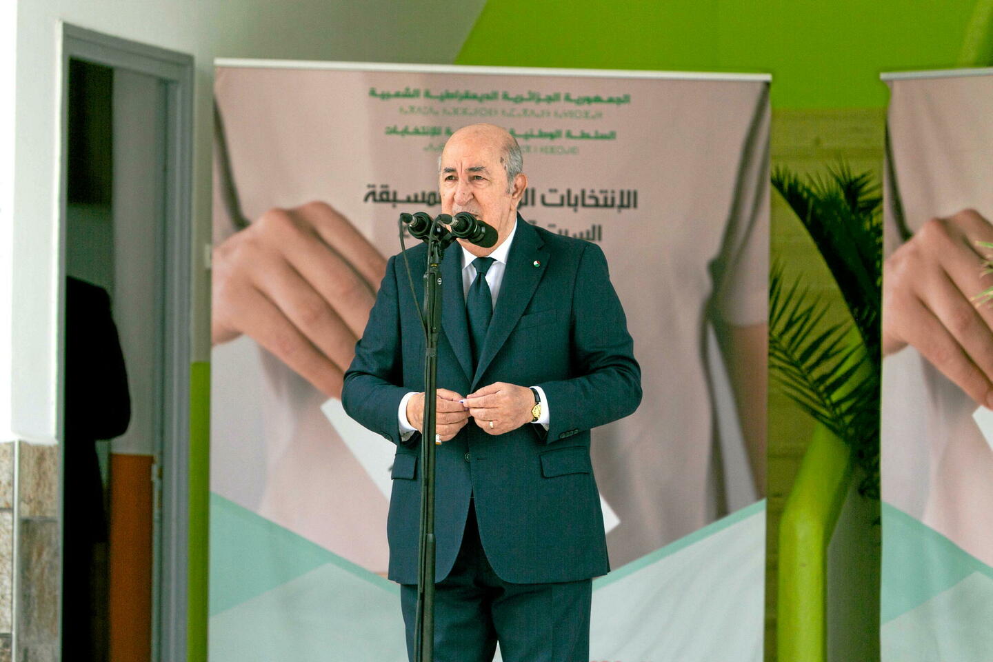 Coup de tonnerre en Algérie : les résultats de la présidentielle réfutés par les trois...