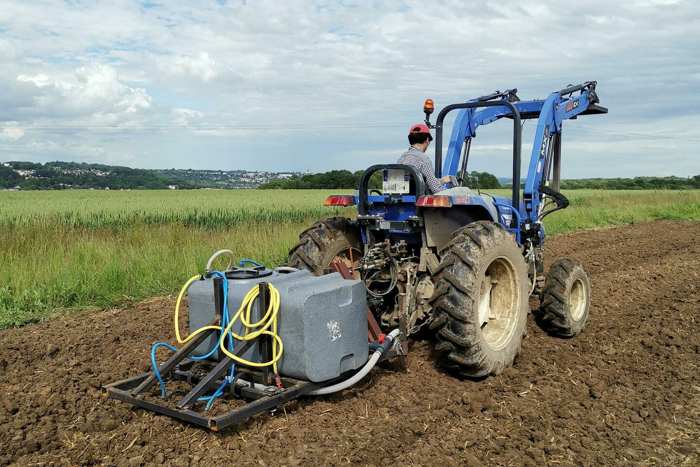 « Le pipi, c???est cool » : l???urine humaine, nectar des champs agricoles
