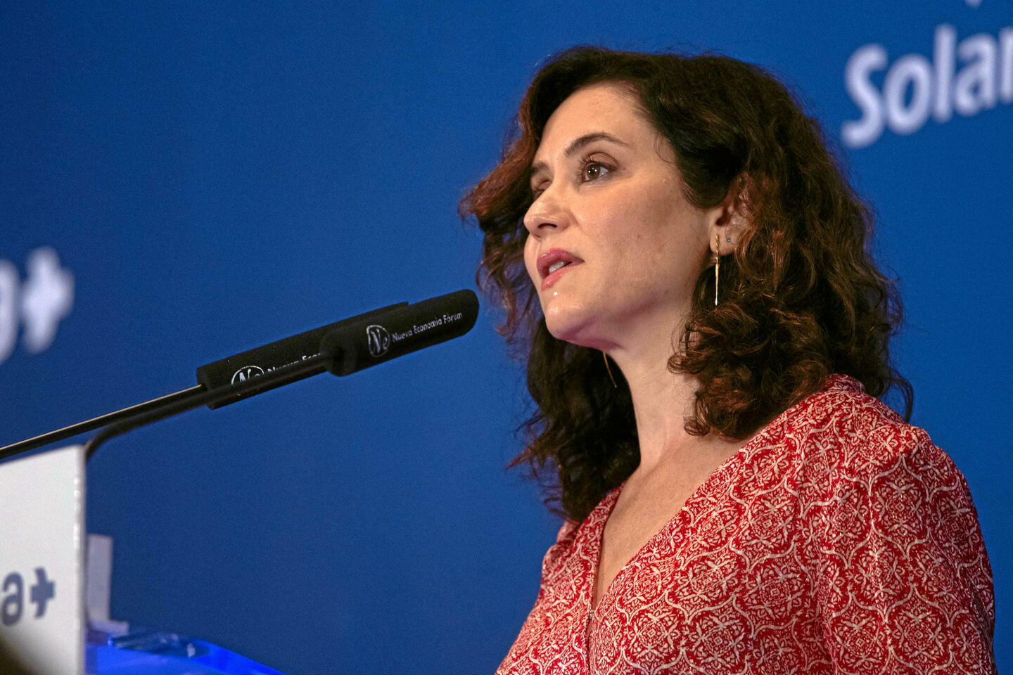 Violences sexuelles : à Madrid, la populiste Ayuso préfère défendre les victimes hommes...