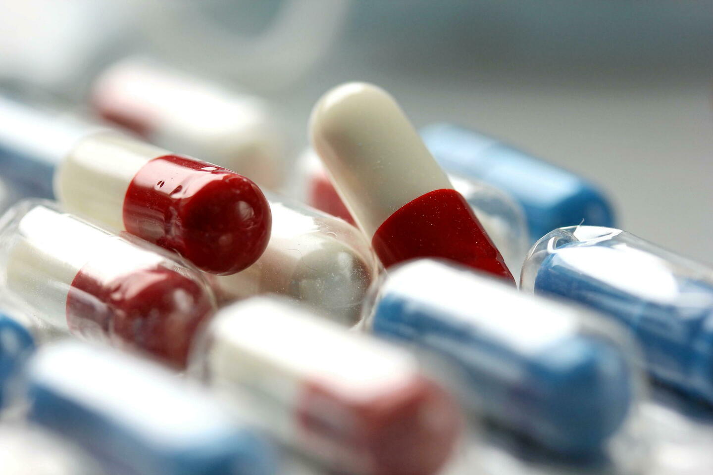 Pénuries de médicaments : lourdes sanctions financières pour 11 laboratoires