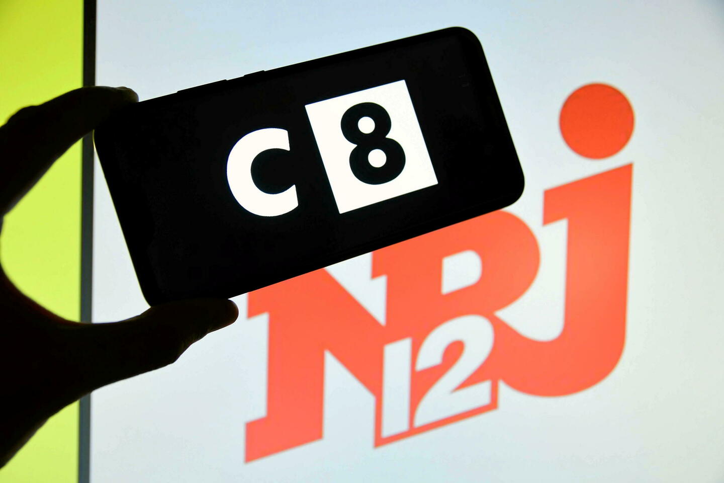 Fréquences TNT : les recours de C8 et NRJ12 rejetés par le Conseil d?????tat