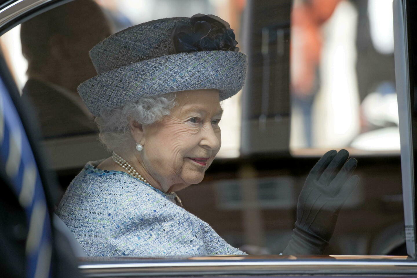 La face cachée d'Elizabeth II révélée dans un livre