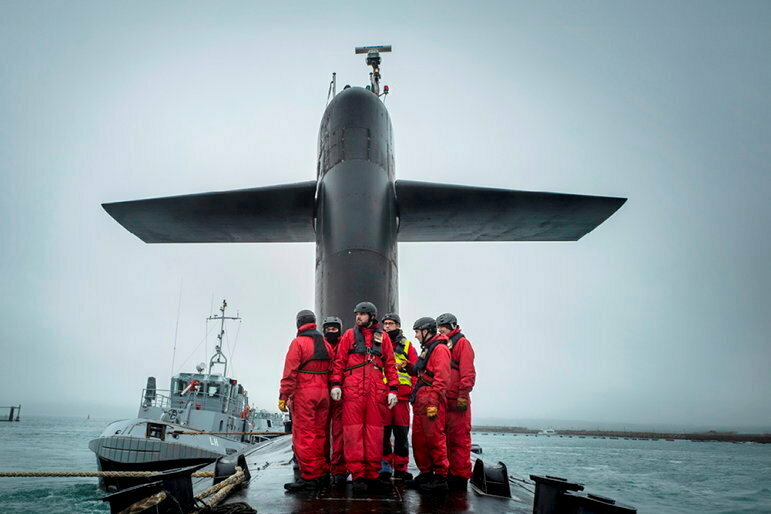 ?? Cherbourg et Toulon, avec l???élite de la dissuasion nucléaire