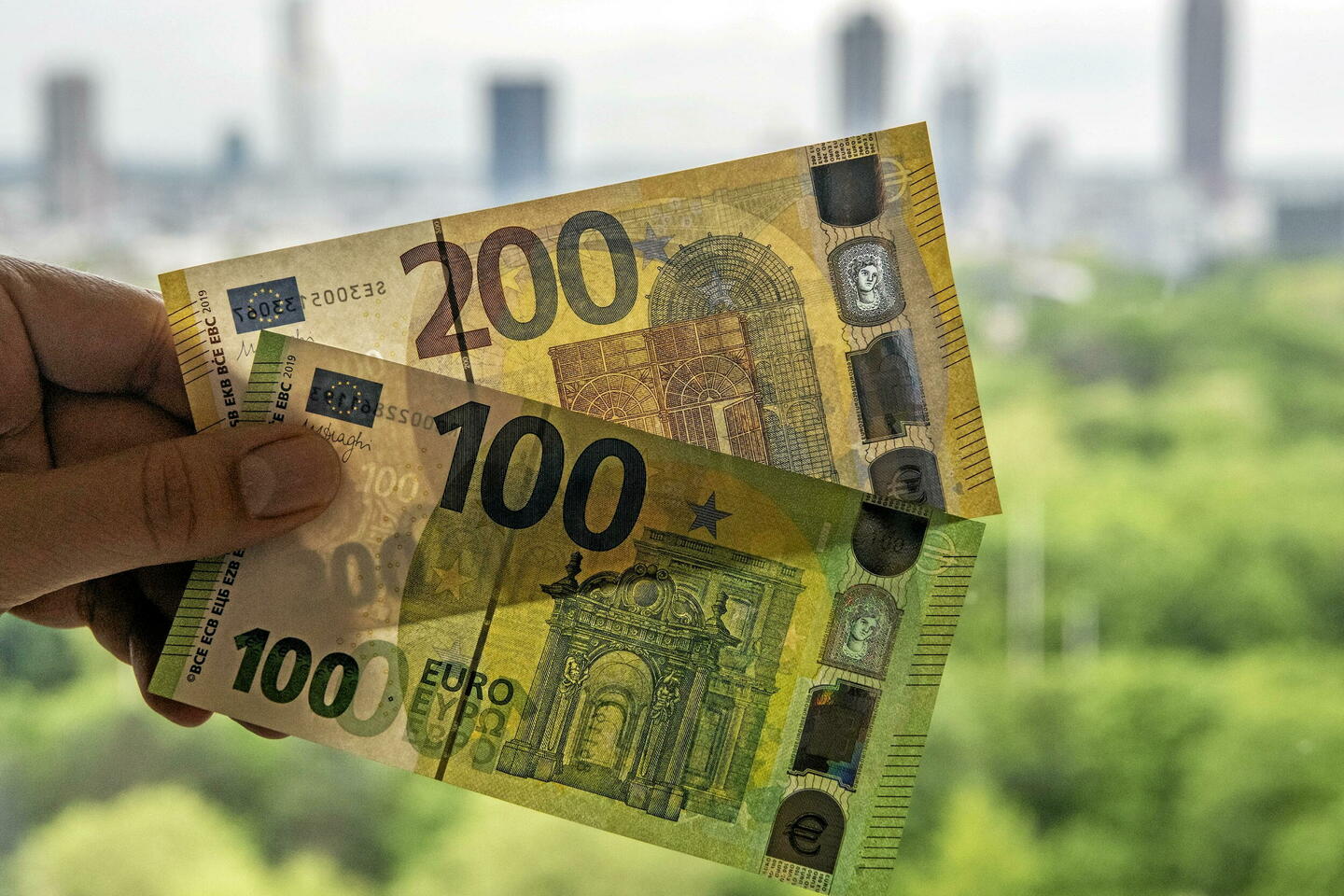 Budget 2025 : et si on supprimait??? le fonds vert ?