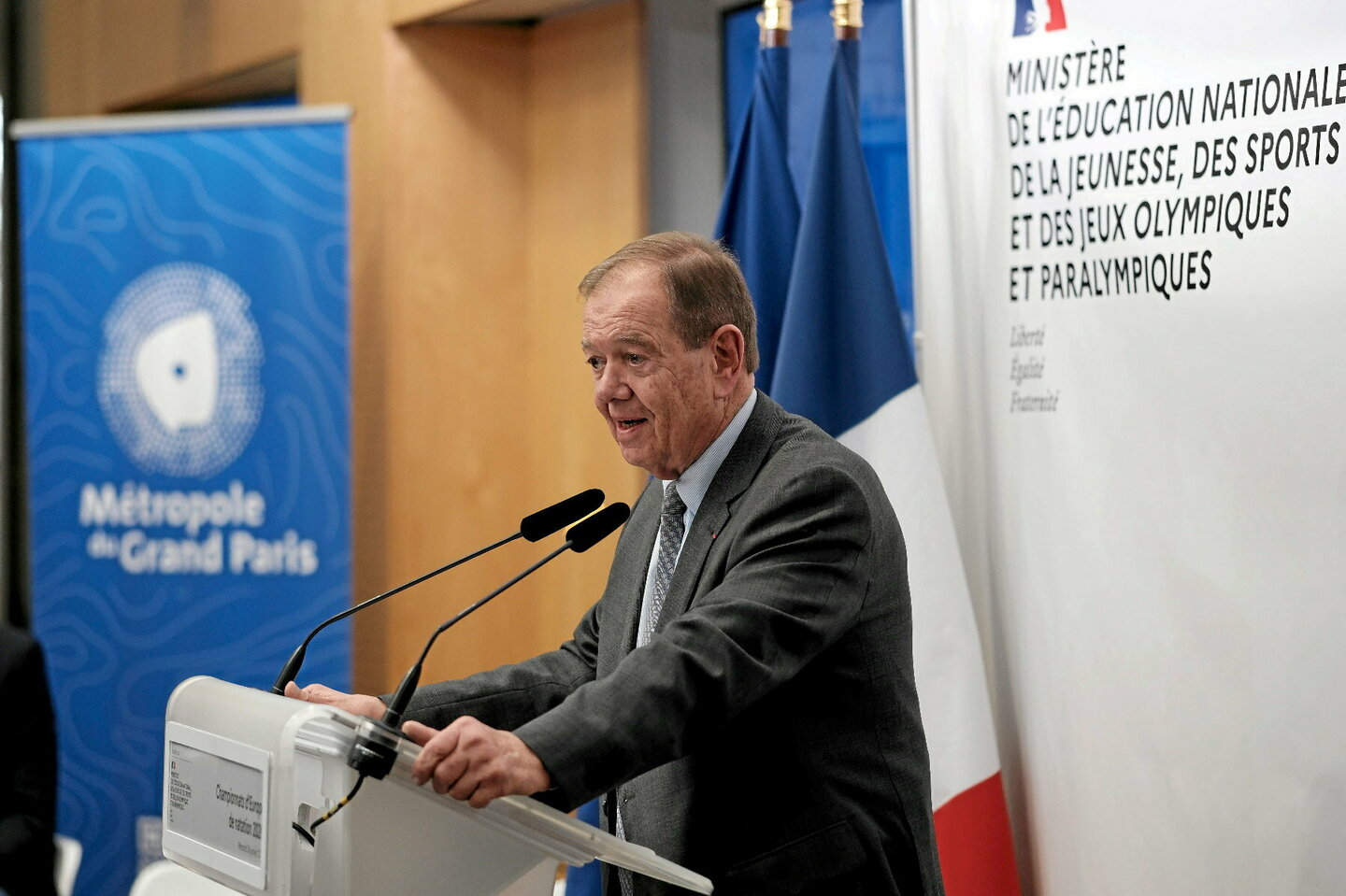 Et si on supprimait… la Métropole du Grand Paris ?