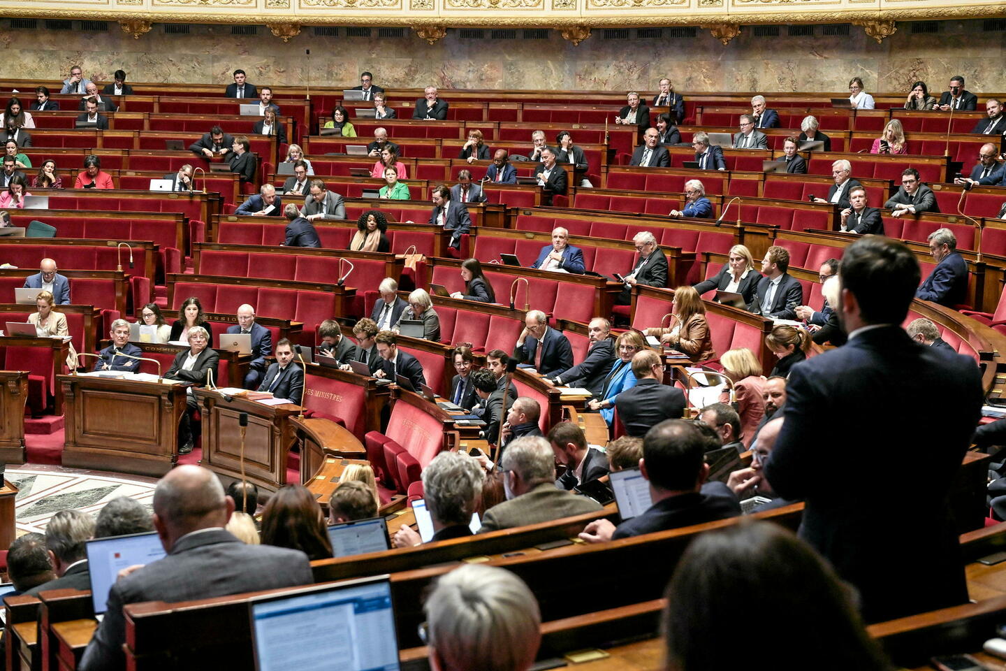 Budget 2025 : les débats des députés loin d’être bouclés, vers un report du vote à...