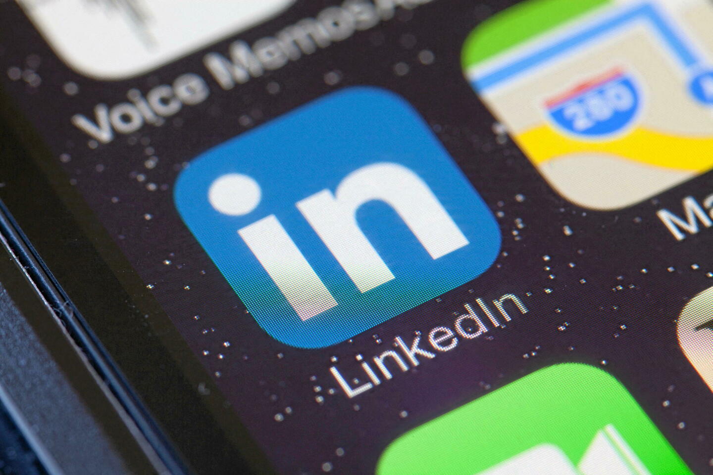 « C’est une mine d’informations » : LinkedIn est-il en train de devenir le nouveau...