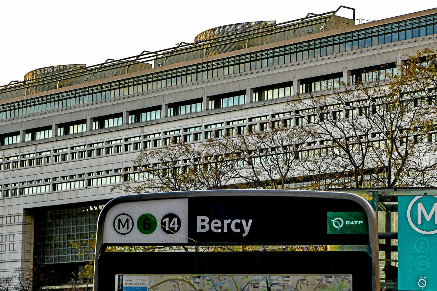 Retraites des fonctionnaires financées par la dette : le Sénat brise le tabou