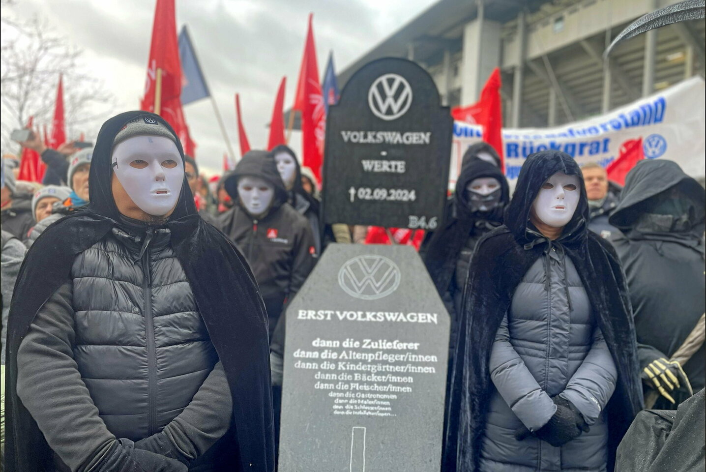 « S’ils veulent la grève, ils l’auront ! » : la colère chez Volkswagen