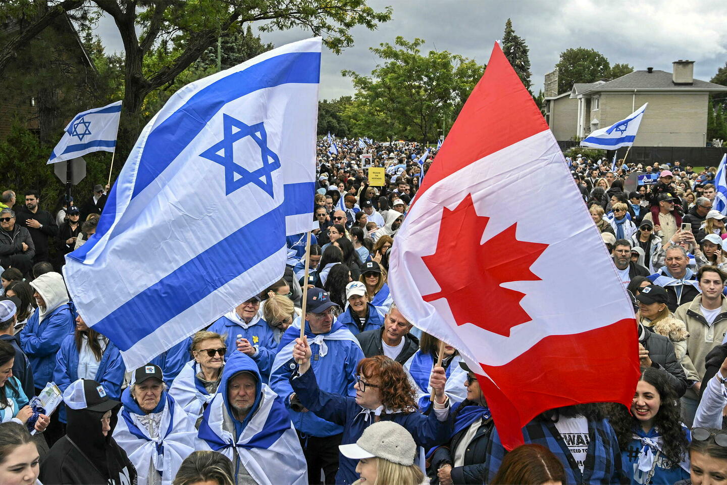 « Montréal sombre dans le chaos » : le témoignage choc d’un médecin juif