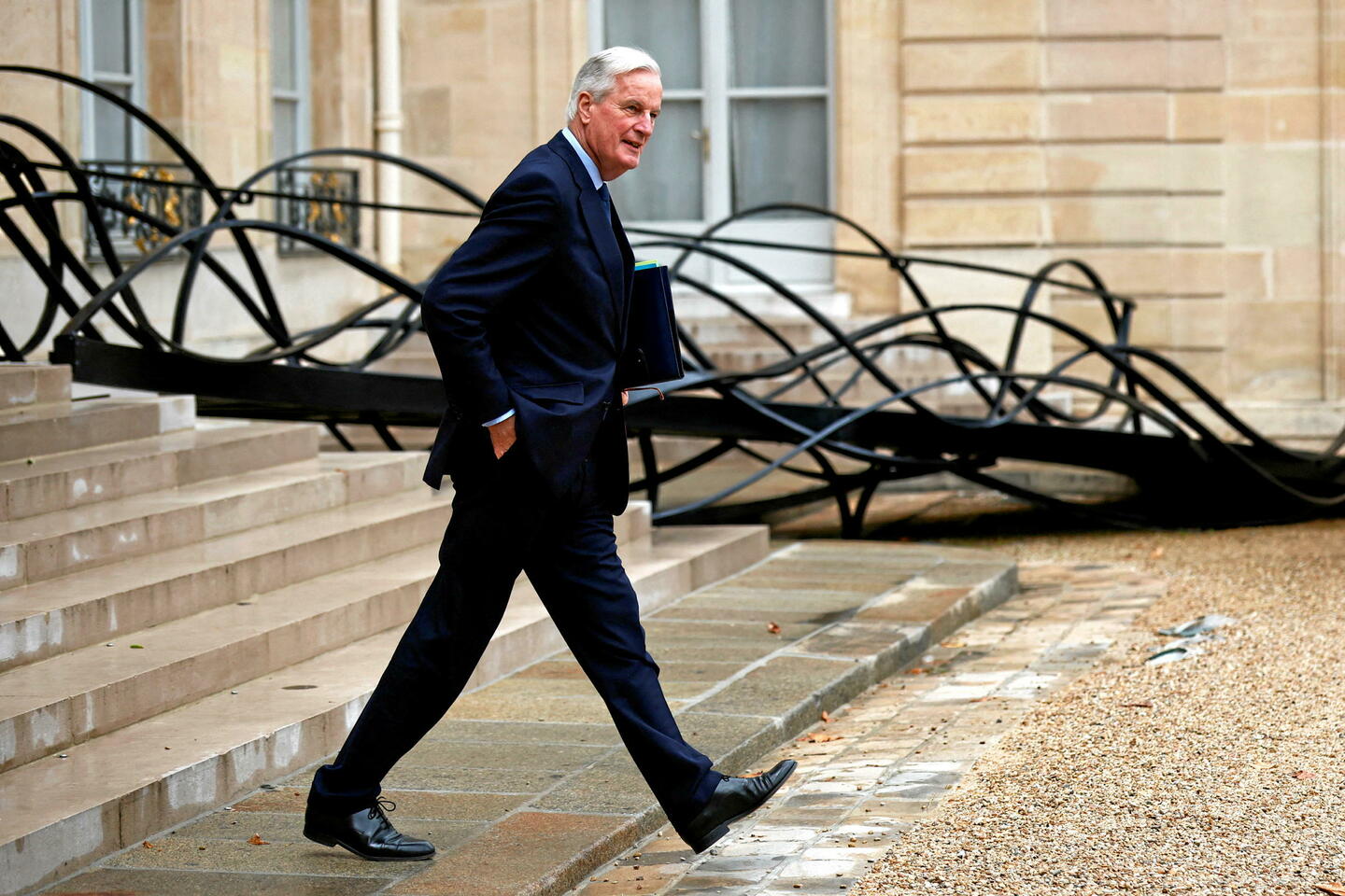 Le spectre d’une censure du gouvernement Barnier se fait de plus en plus pressant