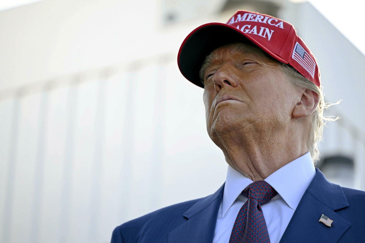 Donald Trump menace les BRICS d'augmenter les droits de douane « de 100 % »